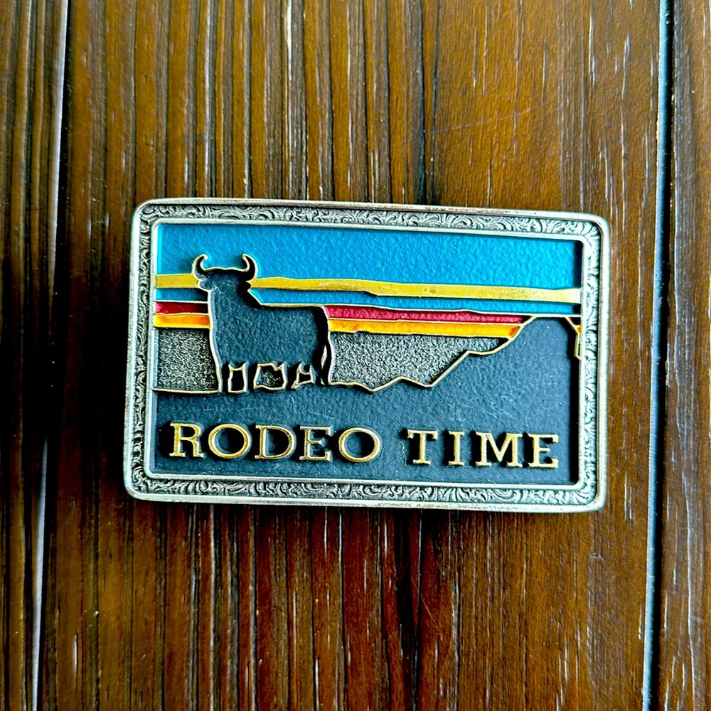 Dale Brisby “Rodeo Time” belt buckle